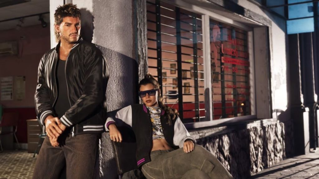 Sara's Unisex Salon önünde siyah kolej montları ve modern saç kesimleriyle duran, GTA 6 ön sipariş premium saç ve kıyafet eklentilerini sergileyen iki karakter